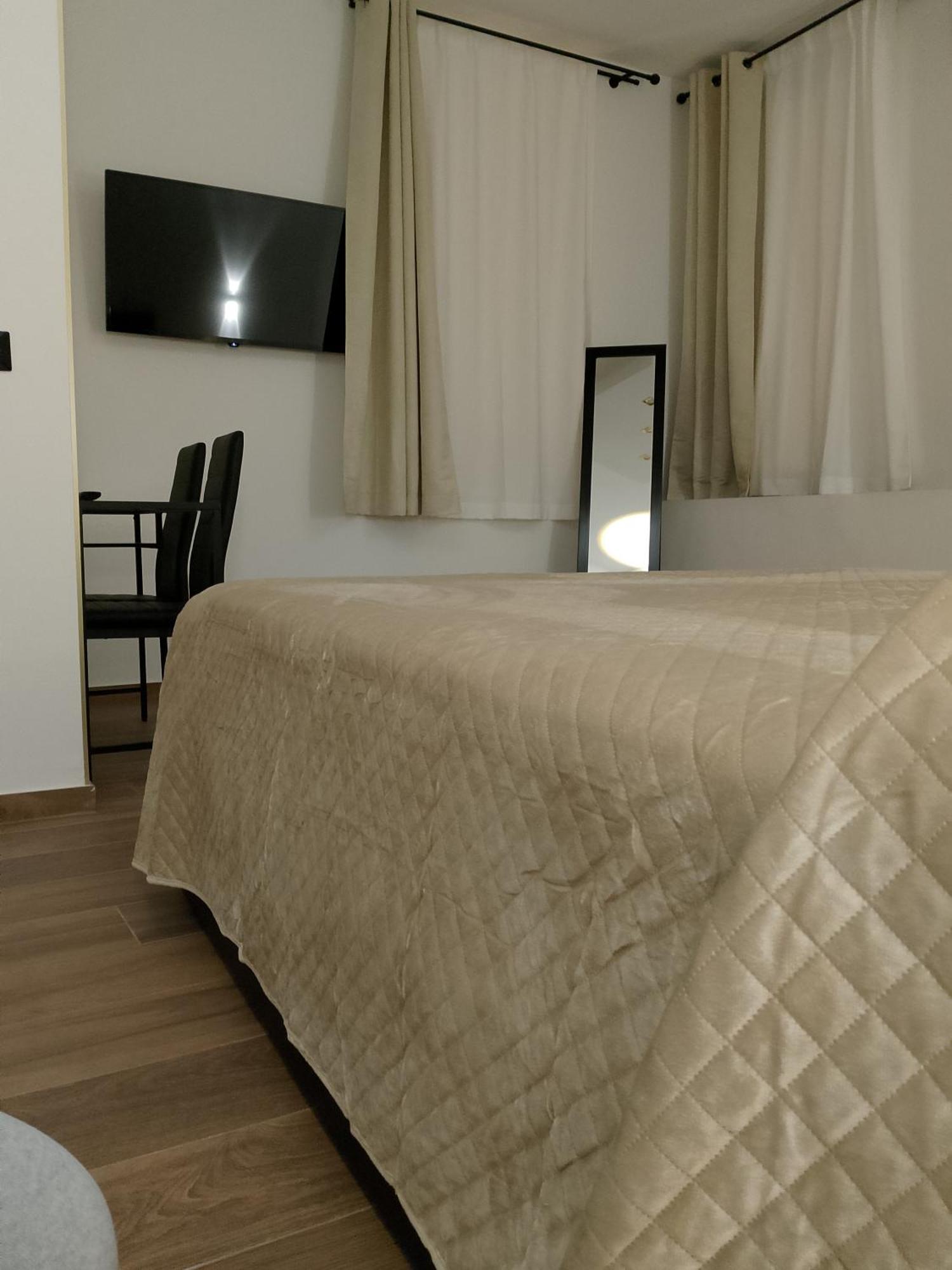 La Corte Guest House Bari Extérieur photo